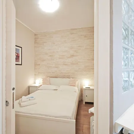 Апартаменты Miky House *