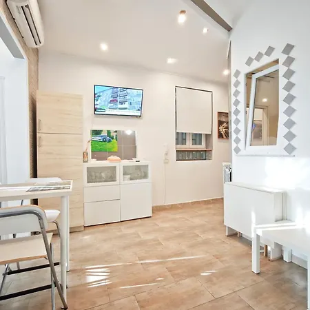 Miky House Апартаменты Бари