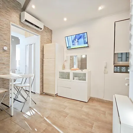 Miky House * Бари