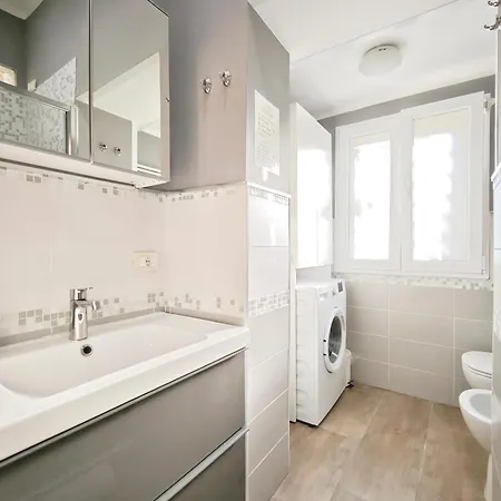 Apartment Miky House Bari