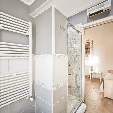 Apartment Miky House *